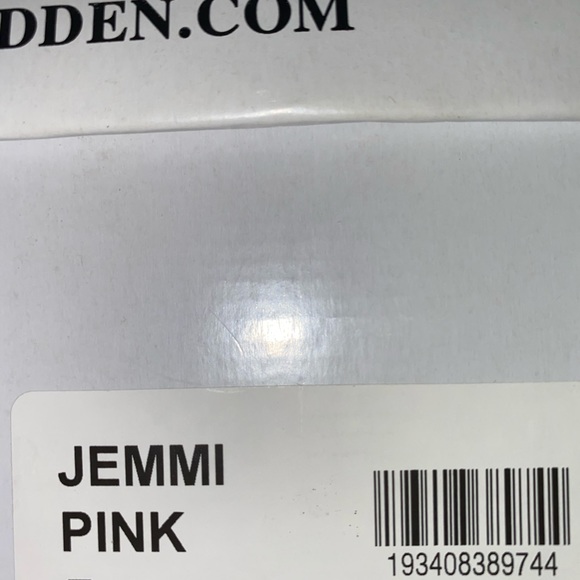 Steve Madden Sneakers - Picture 10 of 11